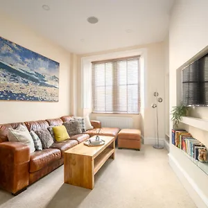 Stylish & Central 2br Stockbridge Gem , Edinburgh United Kingdom